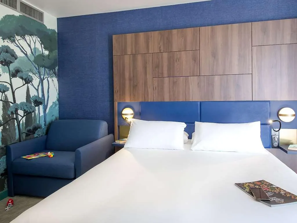 Mercure Marseille Centre Bompard La Corniche מלון