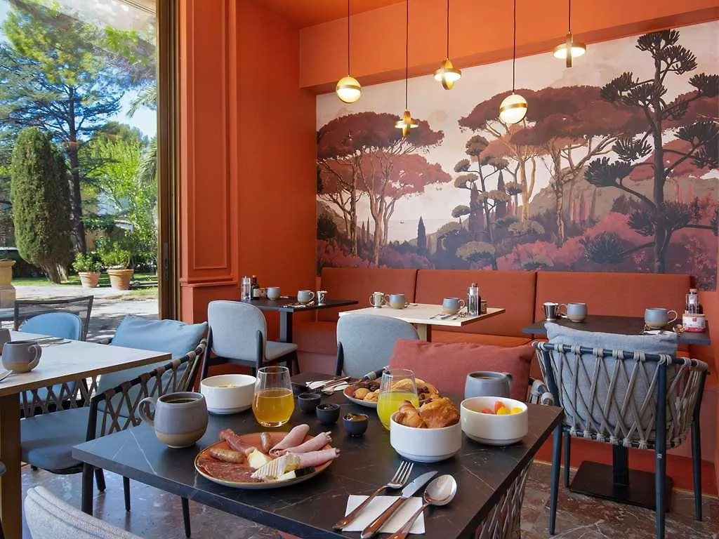 Mercure Marseille Centre Bompard La Corniche מלון